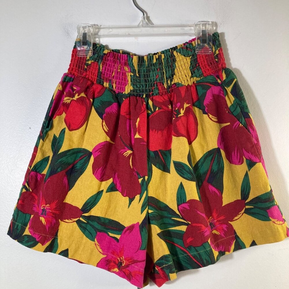 Womens C & C California Linen Blend Stretch Waist Shorts Gold Red M